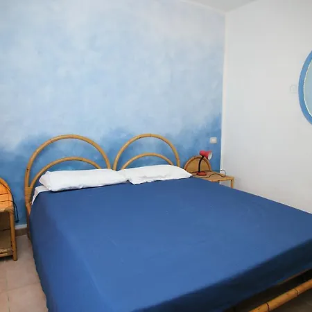 蓝海公寓 公寓 *