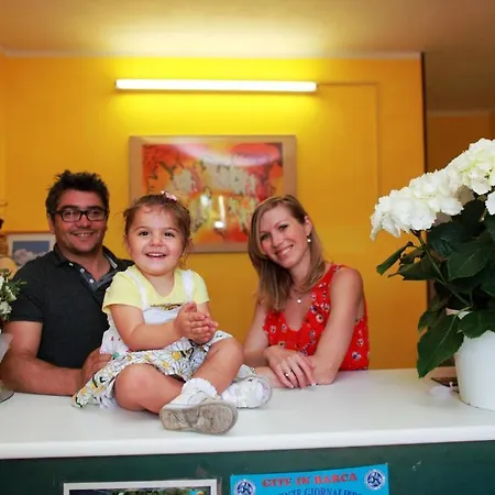 蓝海公寓 * 罗萨岛